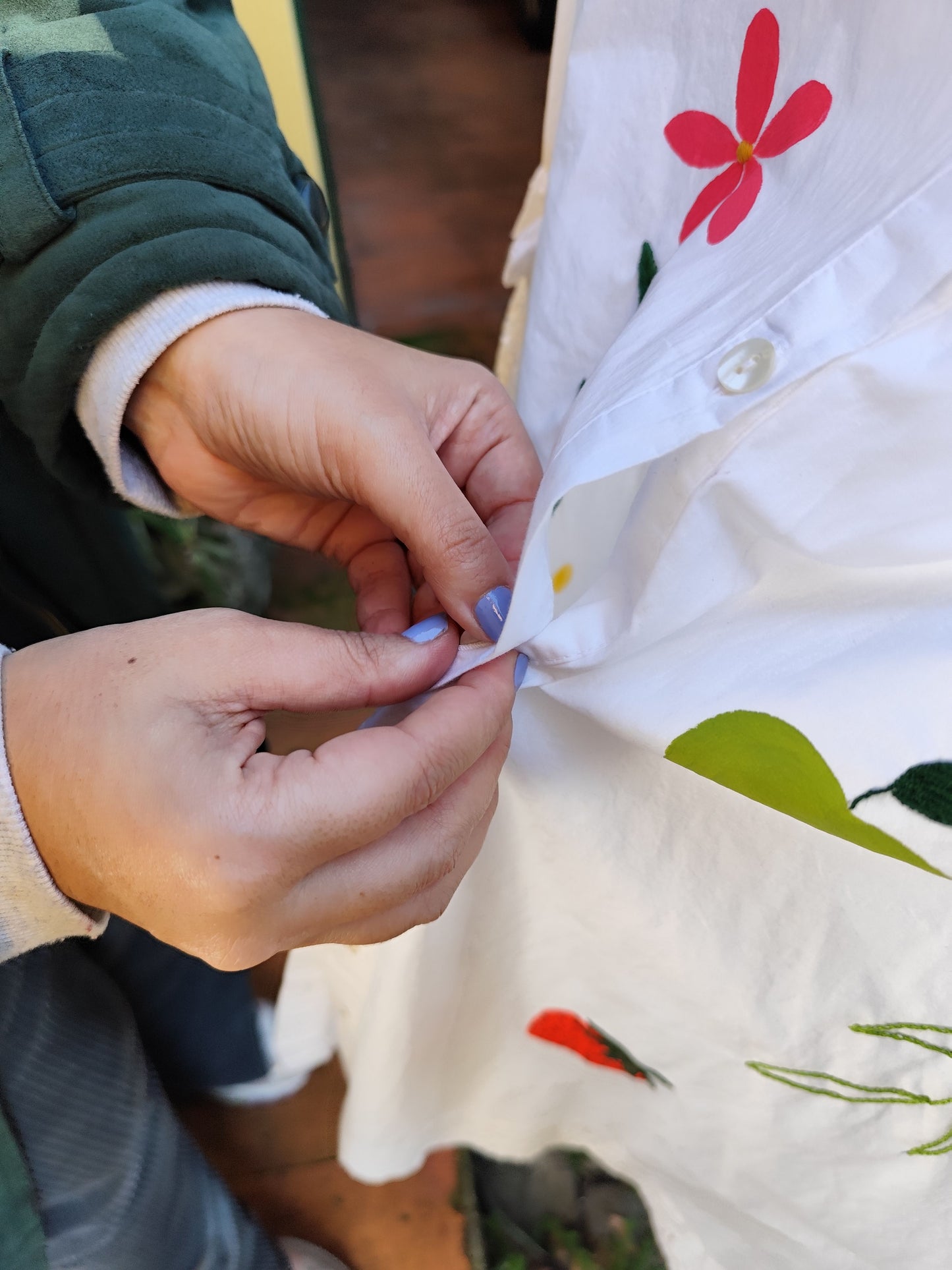Camiseiro Zita - Bordado e Pintado à Mão