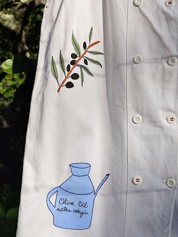 Saia Oliva - Pintada e Bordada à Mão