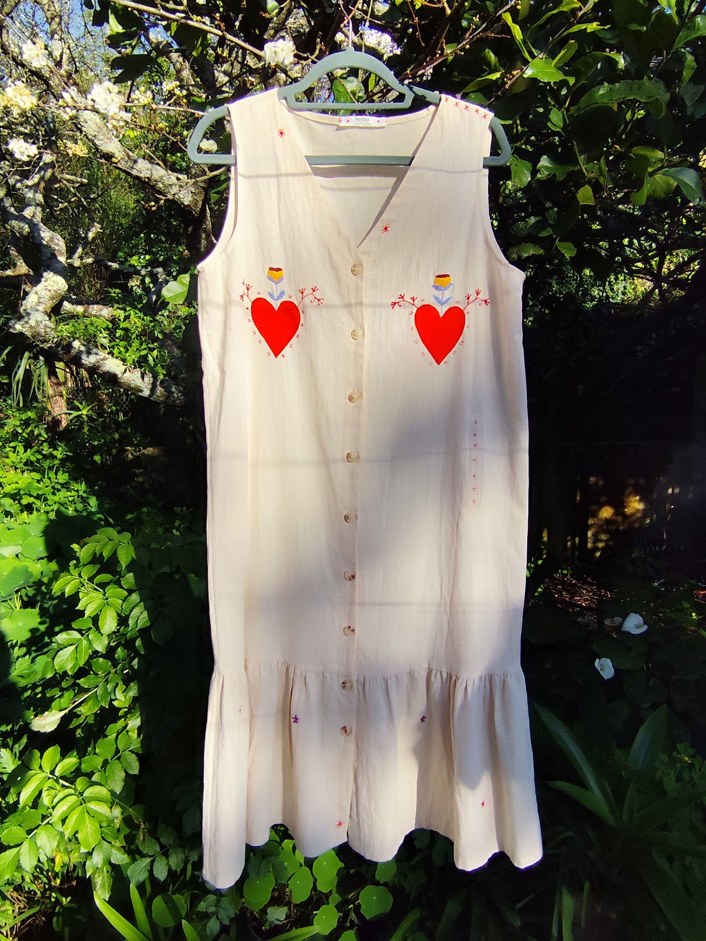 Vestido Emília - Bordado e Pintado à Mão