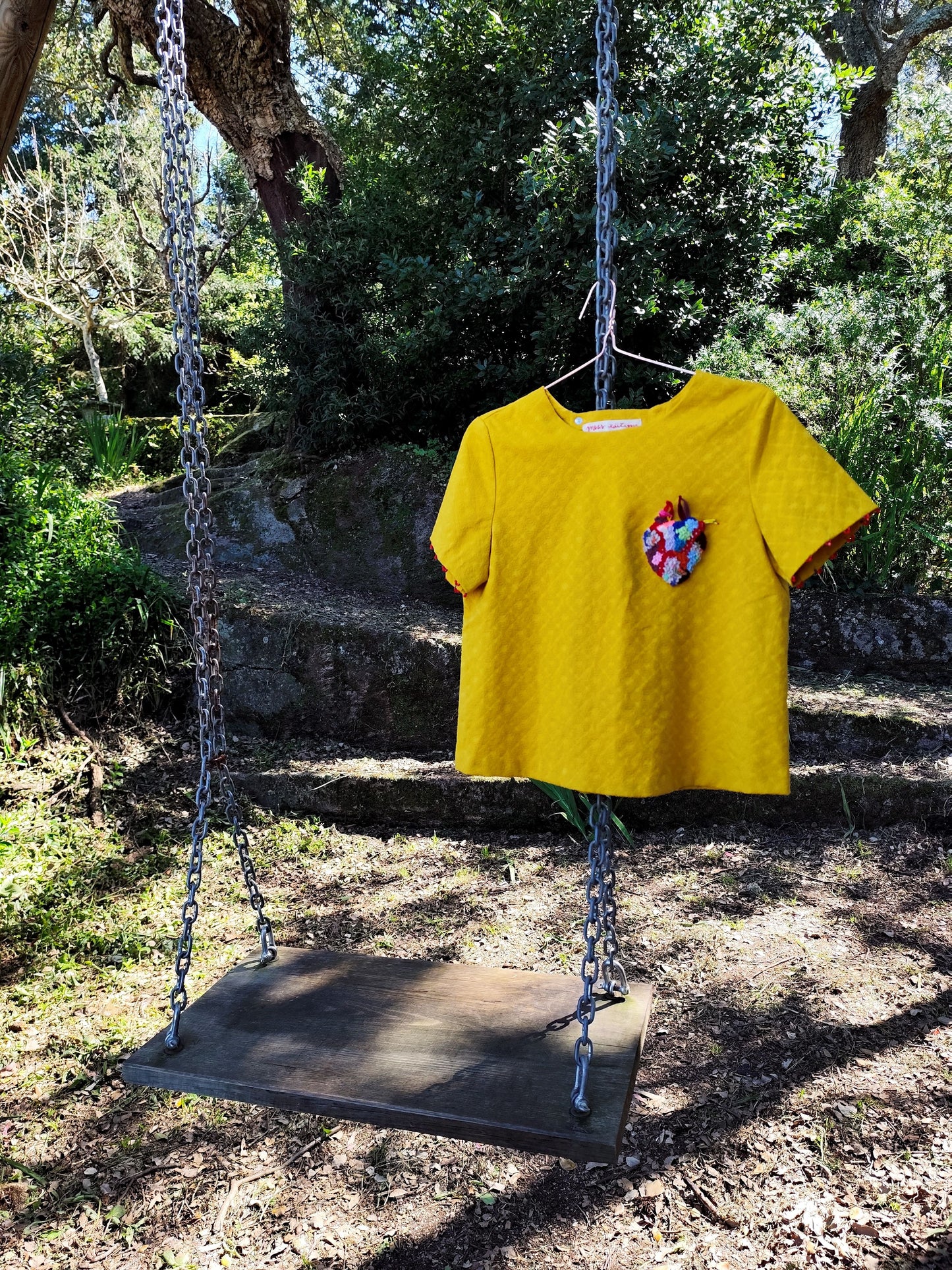 Blusa bate-bate Coração - Bordado à mão