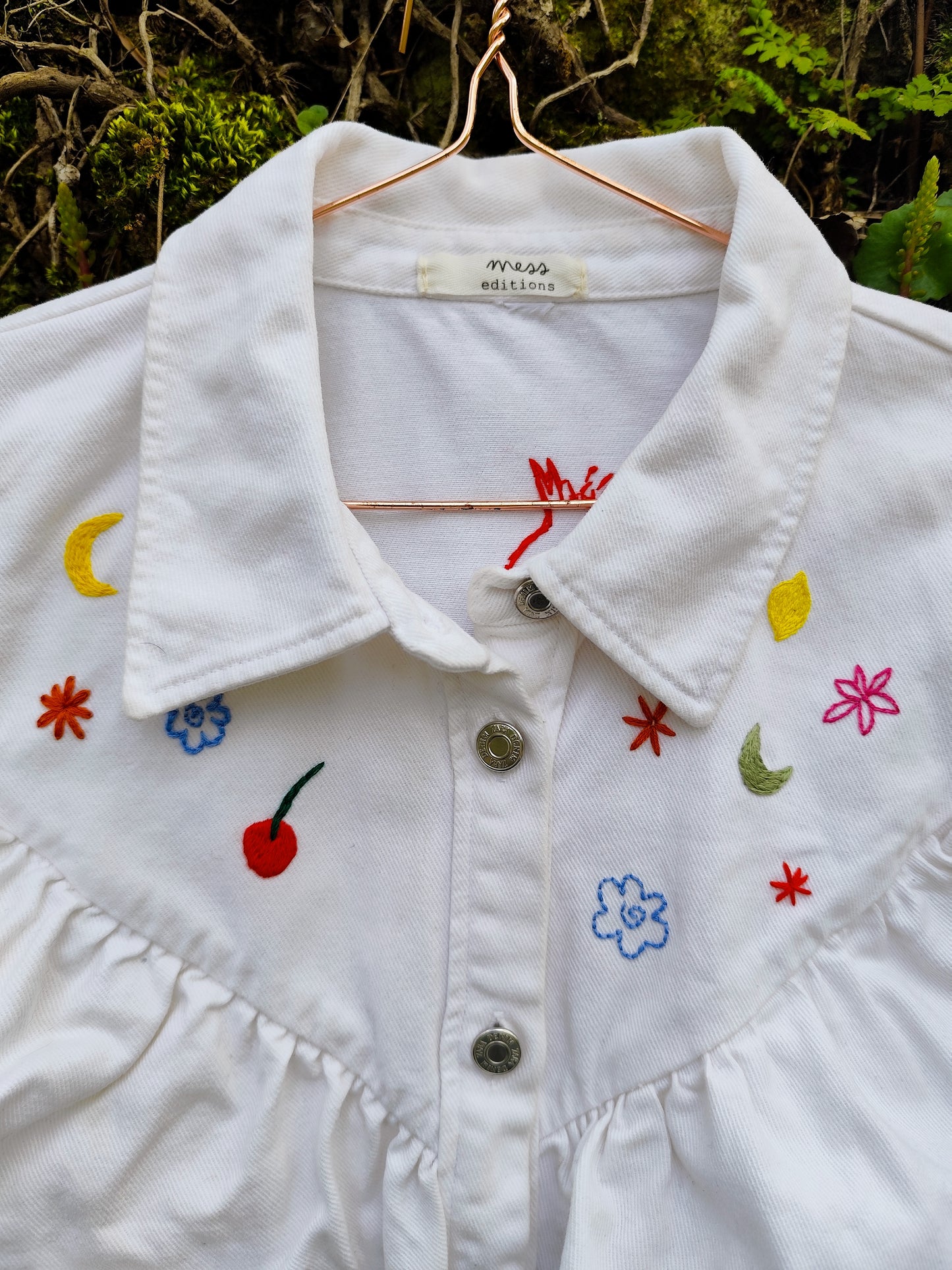 Vestido Jardim Portátil - Bordado à mão
