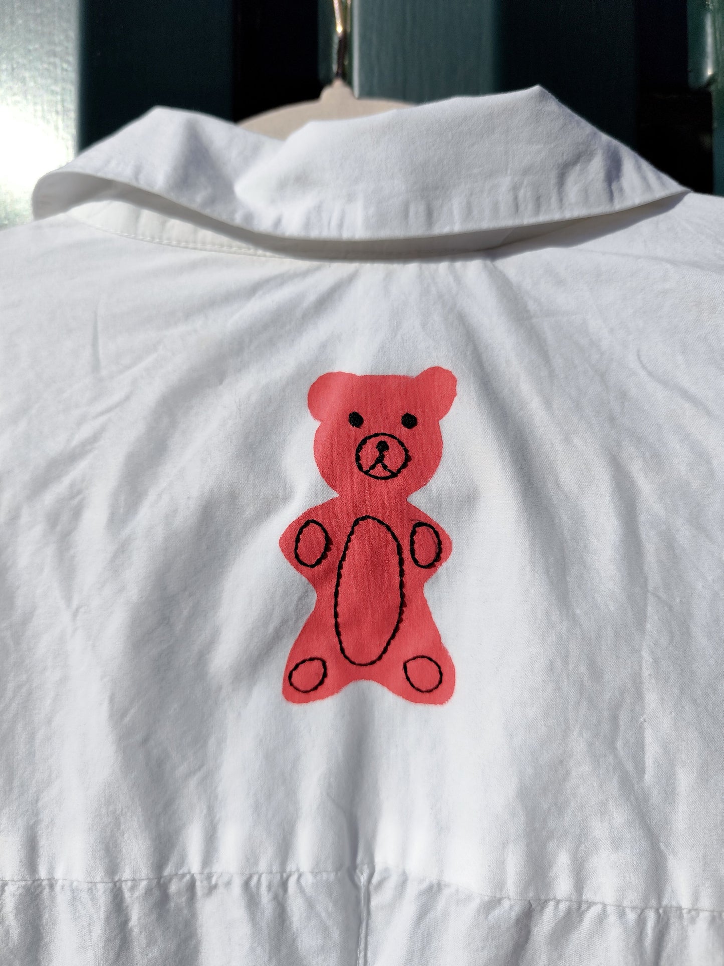 Camiseiro Zita - Bordado e Pintado à Mão